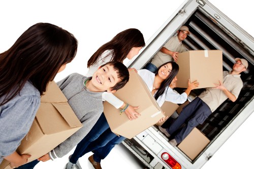 Removal team planning a flat move in Borough street with access and parking considerations